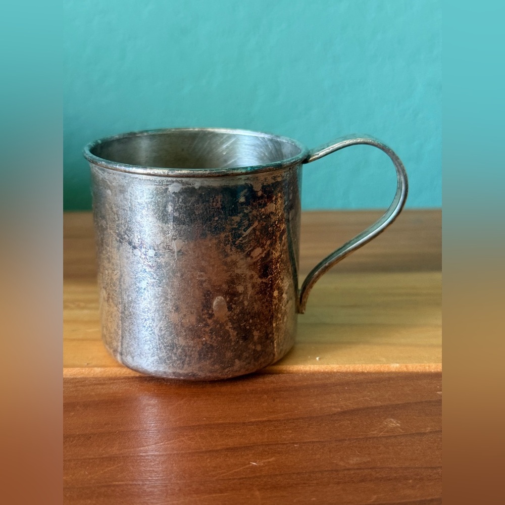 1881 Rogers Silver Plated Baby Cup 2.25x2.5”